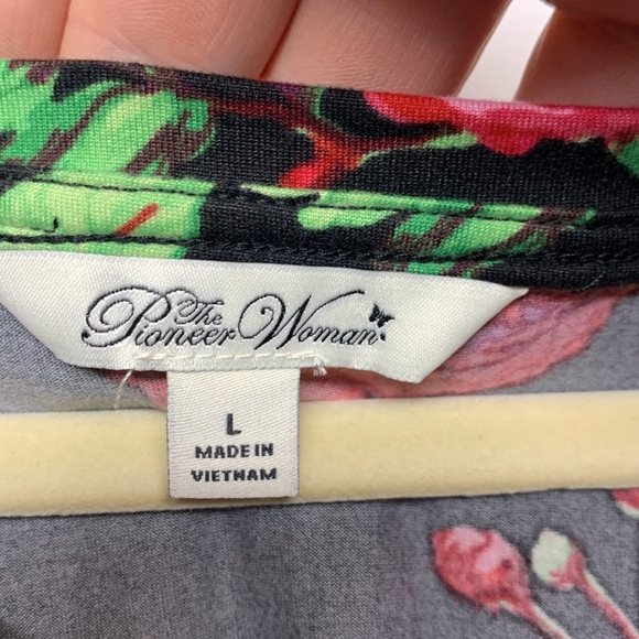 Pioneer Woman Floral Print Shirt - Picture 2 of 6